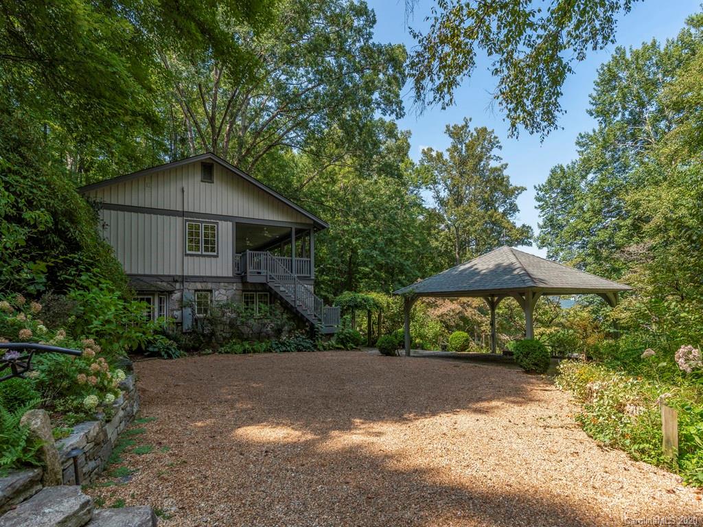 31 Boulder Cove Fairview NC 28730