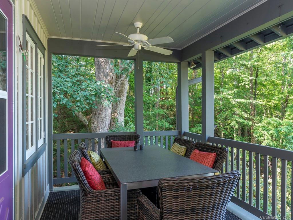 31 Boulder Cove Fairview NC 28730