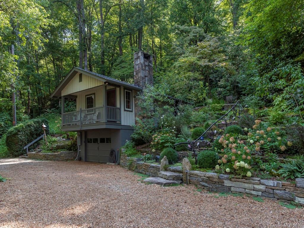 31 Boulder Cove Fairview NC 28730