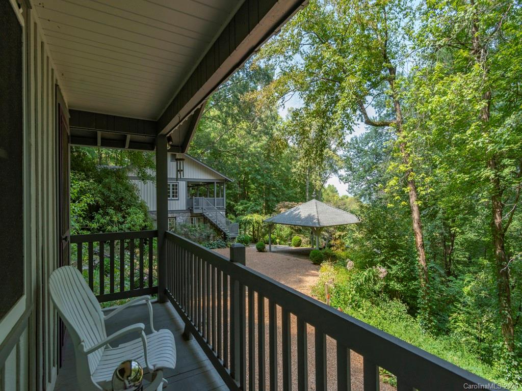31 Boulder Cove Fairview NC 28730