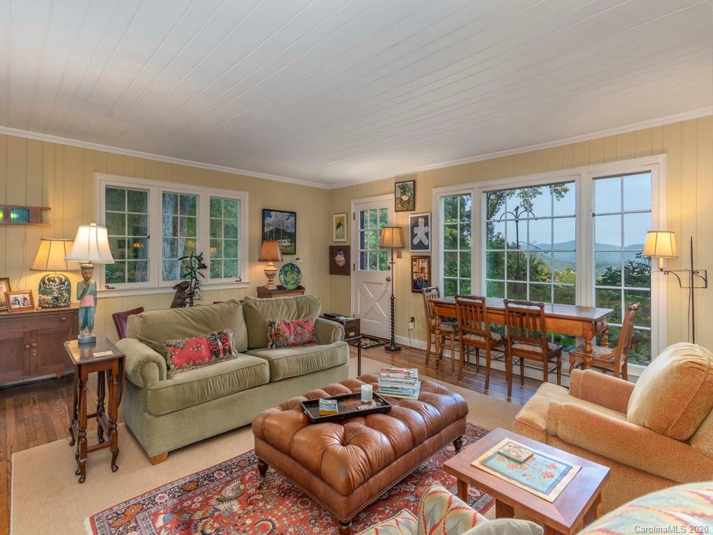 31 Boulder Cove Fairview NC 28730