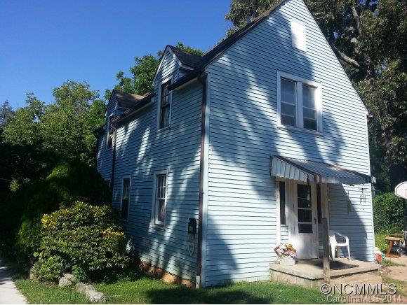 11 Robindale Avenue Asheville NC 28801