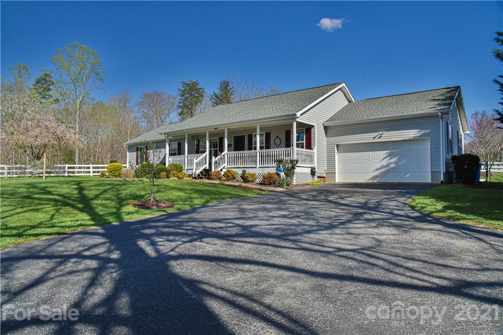 328 Dogwood Road Candler NC 28715