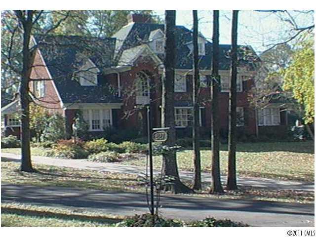 2135 Ferncliff Road Charlotte NC 28211
