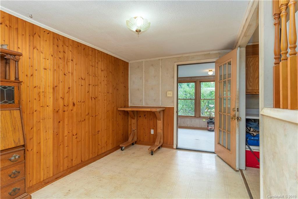 31 Cyrus Lane Weaverville NC 28787
