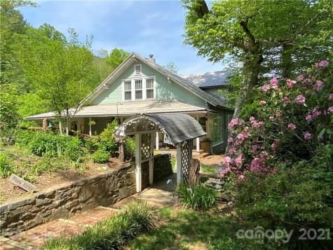 39 Baileys Road Spruce Pine NC 28777