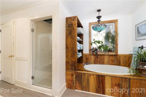 39 Baileys Road Spruce Pine NC 28777