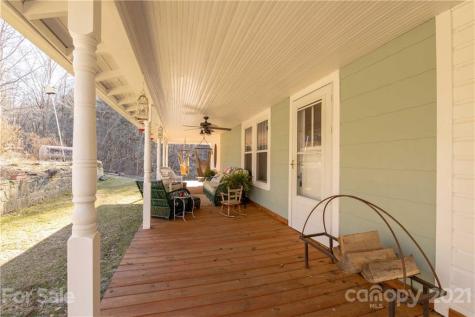 39 Baileys Road Spruce Pine NC 28777