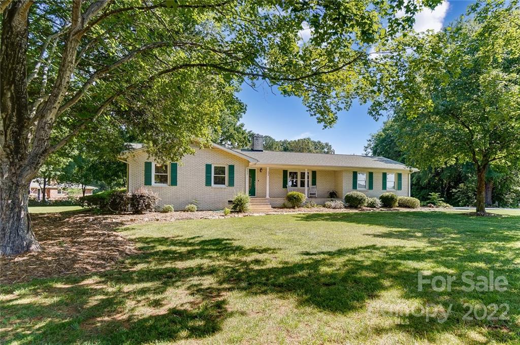334 Hudson Drive Harrisburg NC 28075
