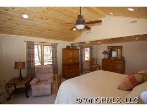 75 Donica View Swannanoa NC 28778
