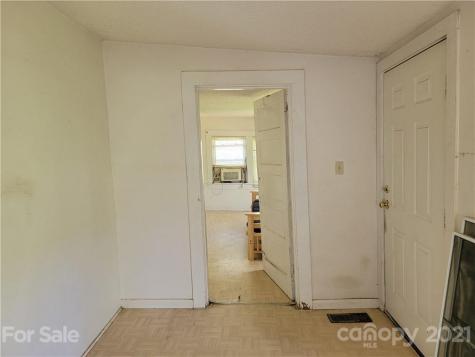 65 Elizabeth Place Asheville NC 28801