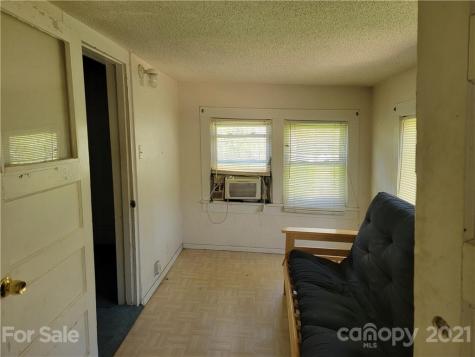 65 Elizabeth Place Asheville NC 28801