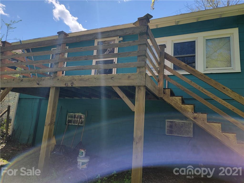 65 Elizabeth Place Asheville NC 28801