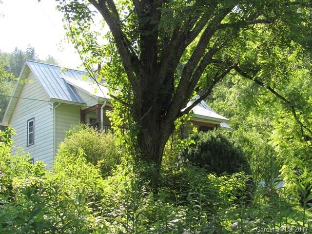 240 Monroe King Road Burnsville NC 28714