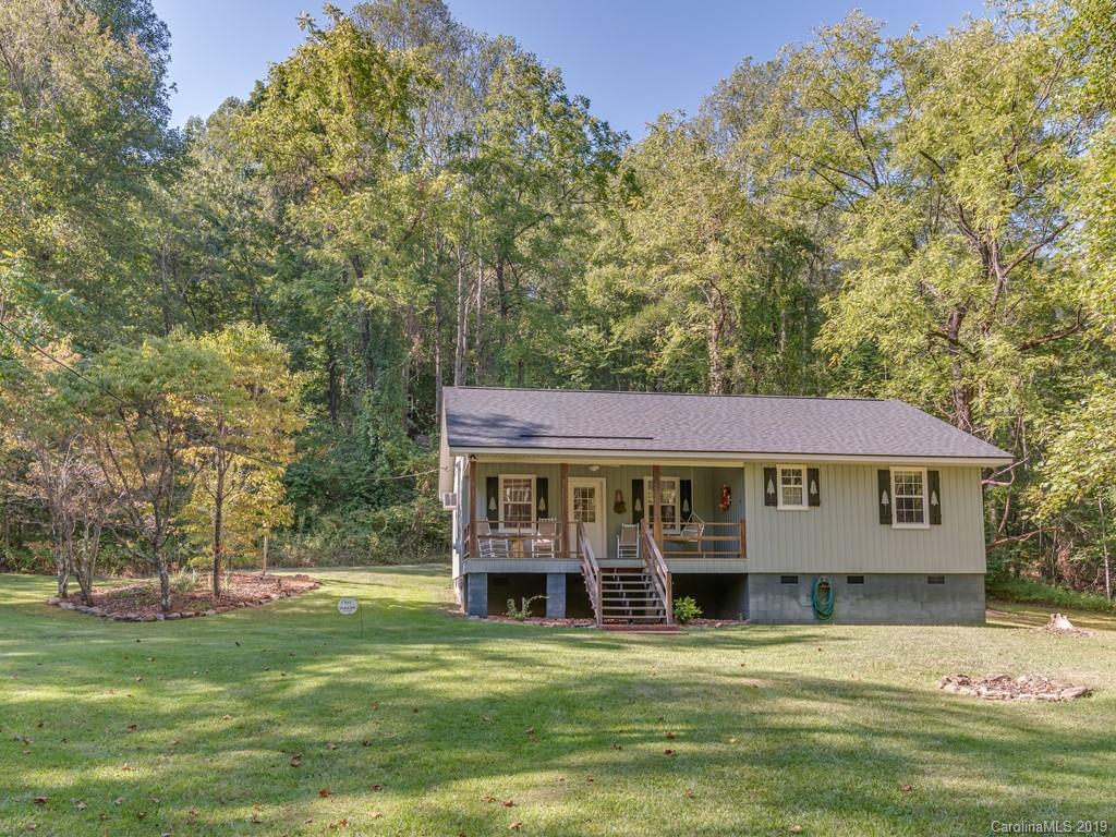 5535 Green River Cove Road Saluda NC 28773
