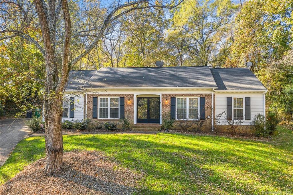 2700 Creekbed Lane Charlotte NC 28210