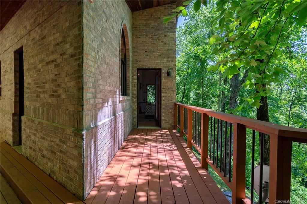 212 Chestnut Forest Road Fairview NC 28730