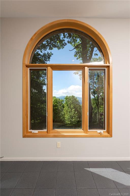 212 Chestnut Forest Road Fairview NC 28730