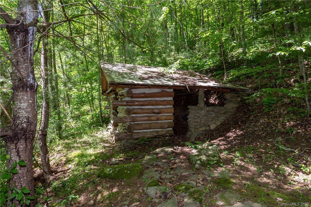 212 Chestnut Forest Road Fairview NC 28730