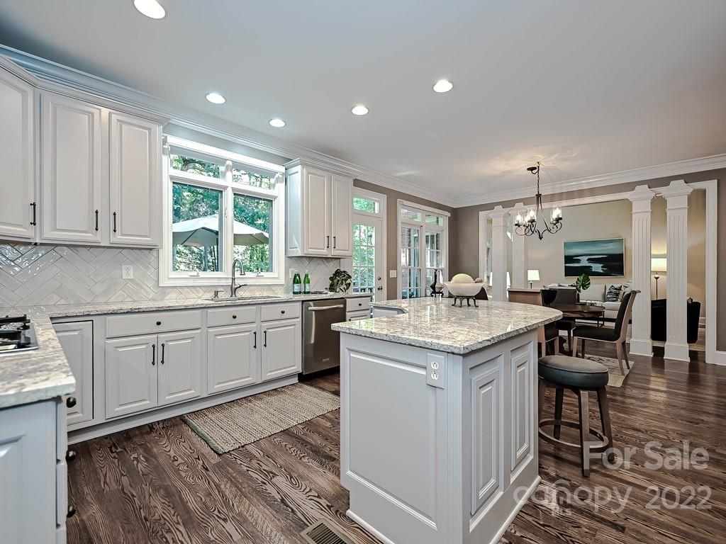 7200 Meadow Run Lane Charlotte NC 28277