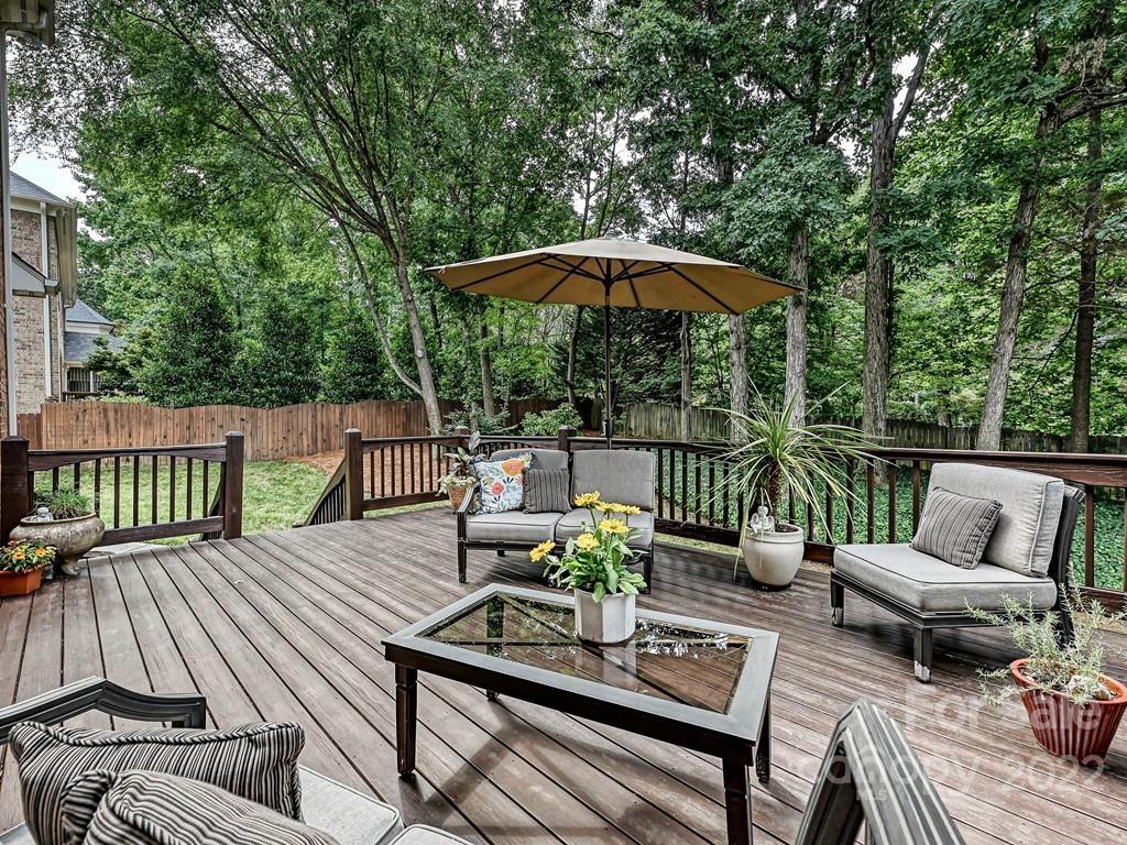 7200 Meadow Run Lane Charlotte NC 28277