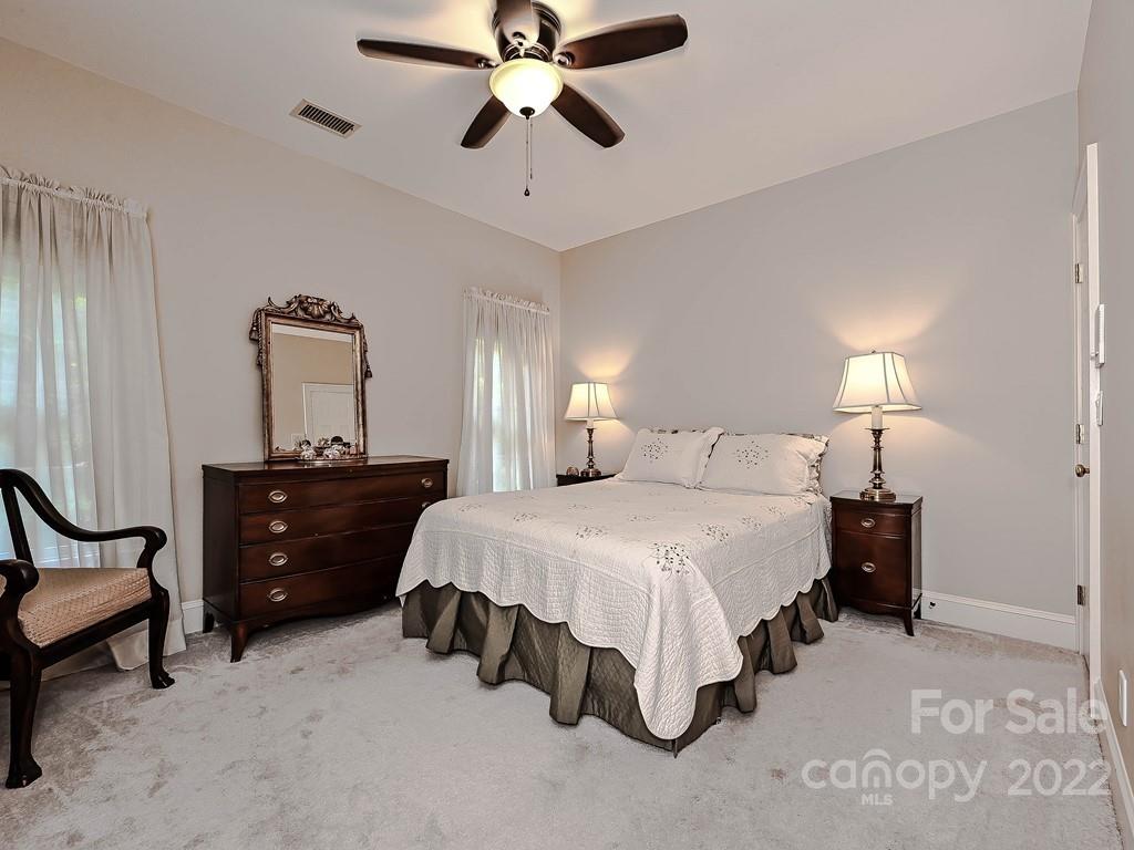 7200 Meadow Run Lane Charlotte NC 28277