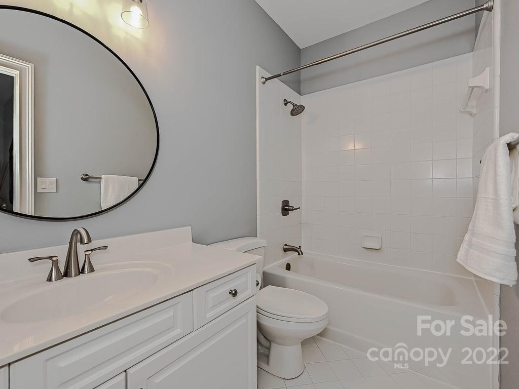 7200 Meadow Run Lane Charlotte NC 28277