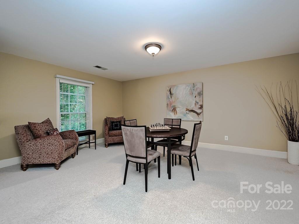 7200 Meadow Run Lane Charlotte NC 28277