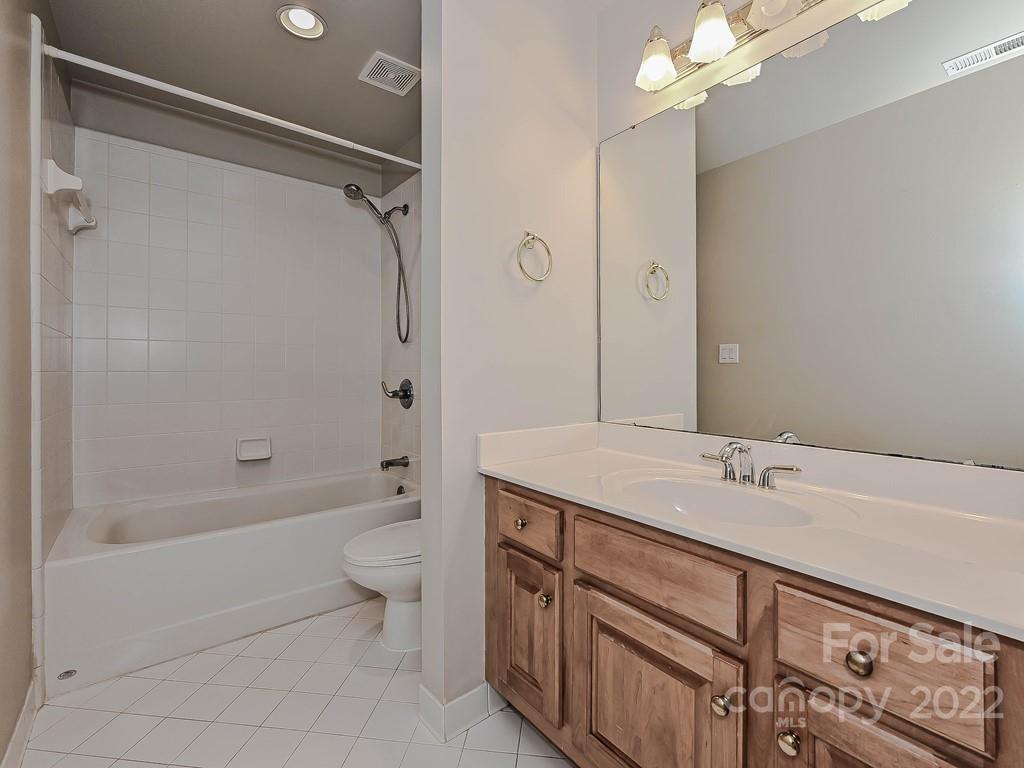 7200 Meadow Run Lane Charlotte NC 28277