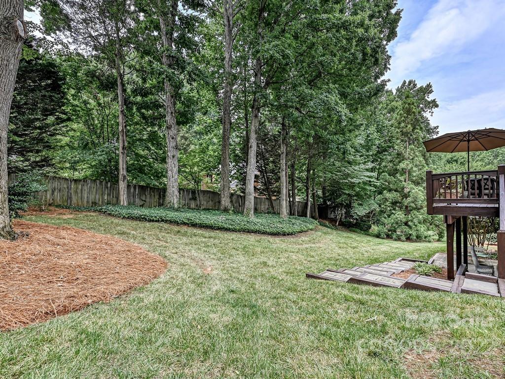 7200 Meadow Run Lane Charlotte NC 28277