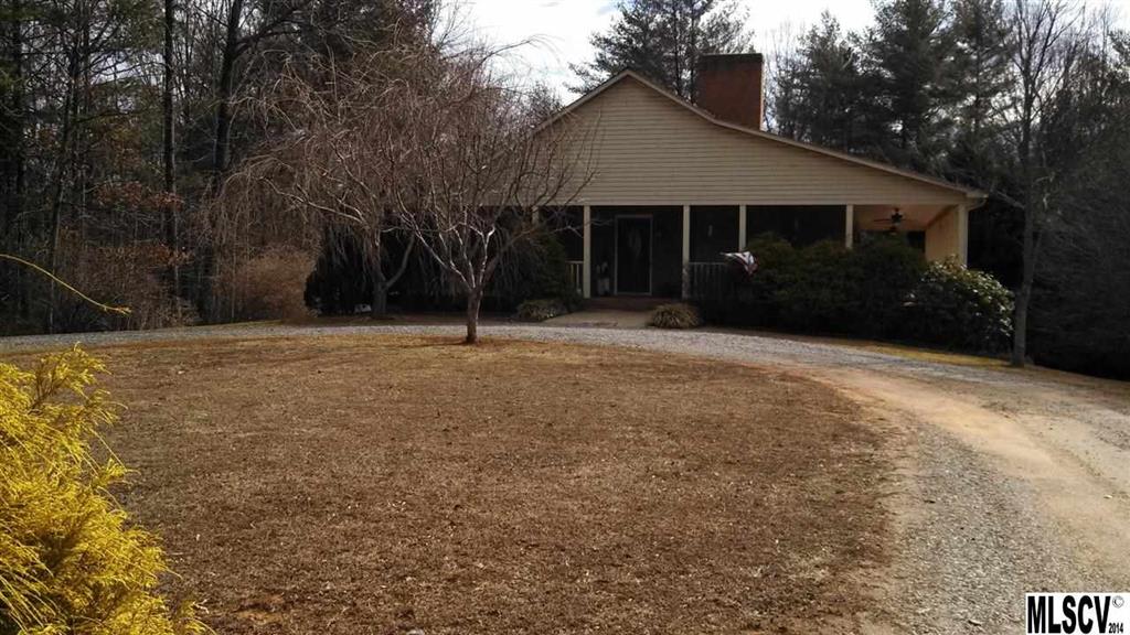 1820 Old Davis Place Lenoir NC 28645