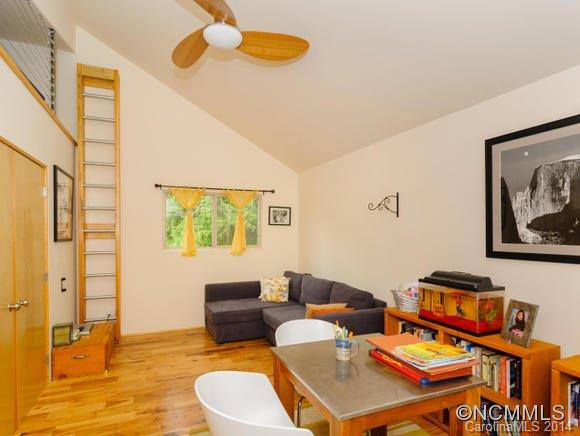 71 Joyner Avenue Asheville NC 28806