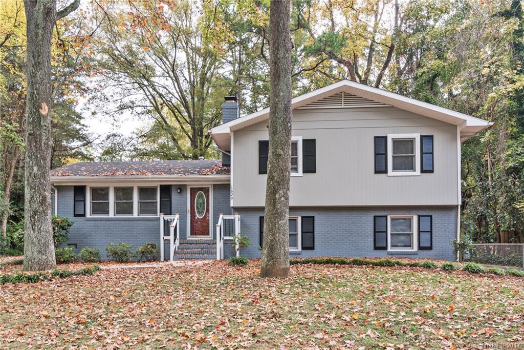1620 Redcoat Drive Charlotte NC 28211