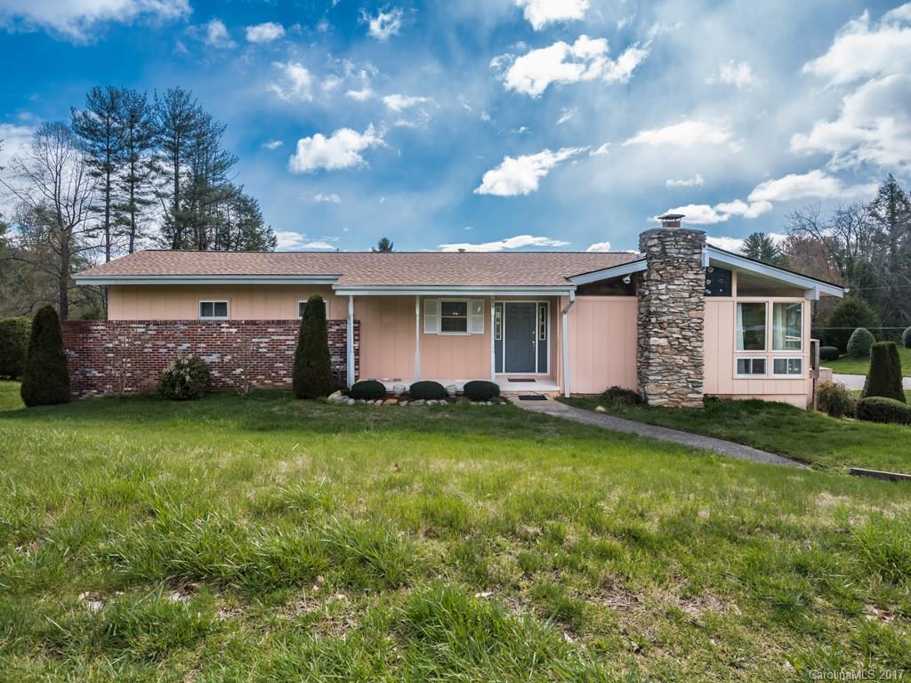 20 Hawthorne Drive Brevard NC 28712