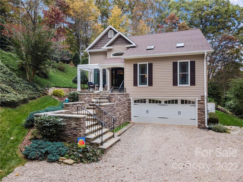 207 Emily Lane Leicester NC 28748