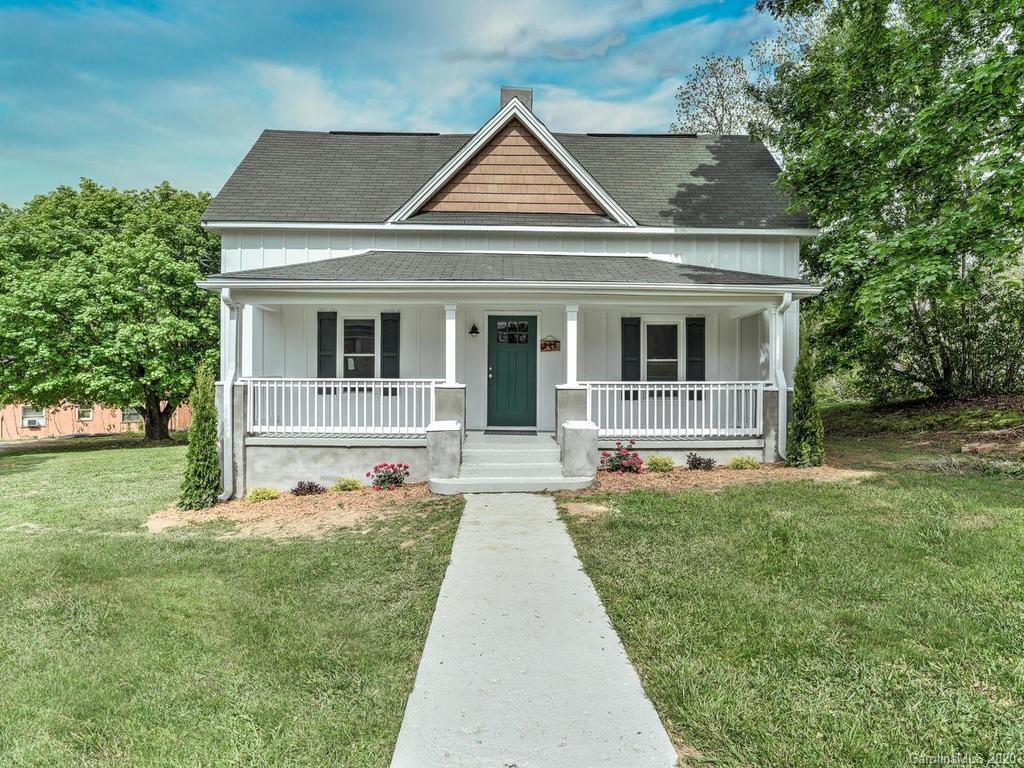 129 N Main Street Canton NC 28716
