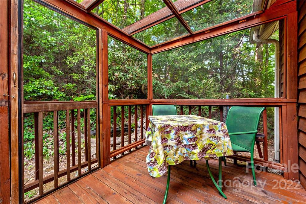 2564 Mount Hebron Road Old Fort NC 28762