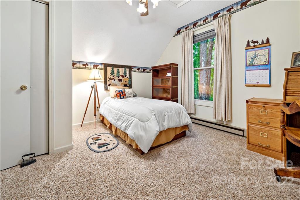 2564 Mount Hebron Road Old Fort NC 28762