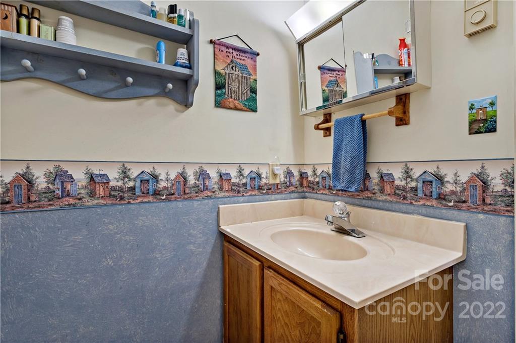 2564 Mount Hebron Road Old Fort NC 28762