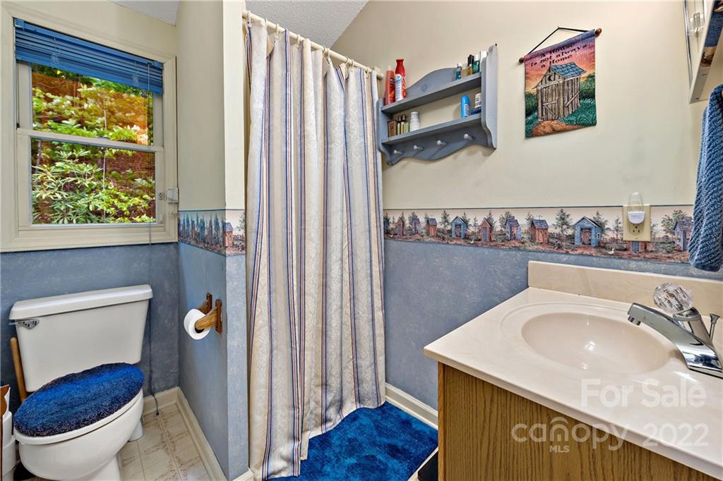 2564 Mount Hebron Road Old Fort NC 28762