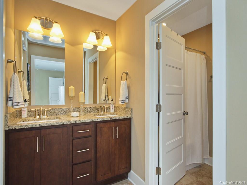 983 Bee Tree Road Swannanoa NC 28778