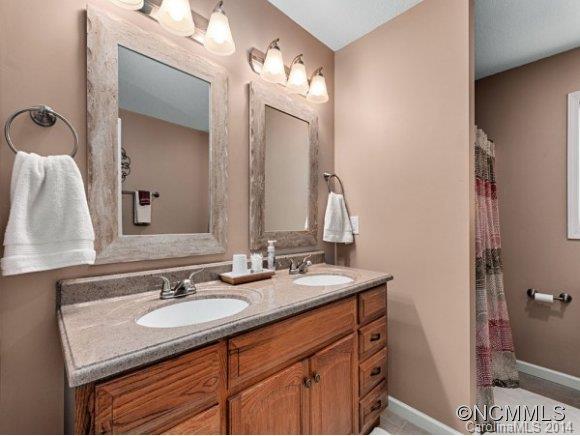 9 Knotty Alder Court Candler NC 28715