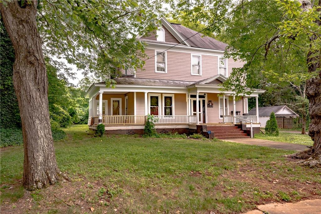 424 S Race Street Statesville NC 28677