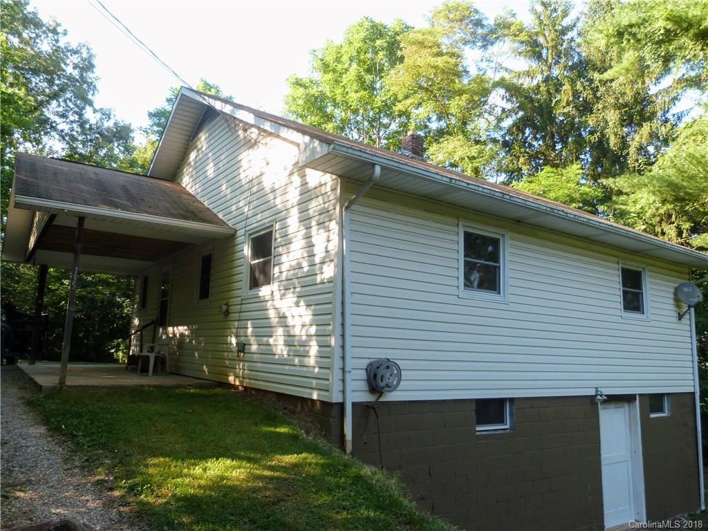 135 Oakmont Drive Canton NC 28716