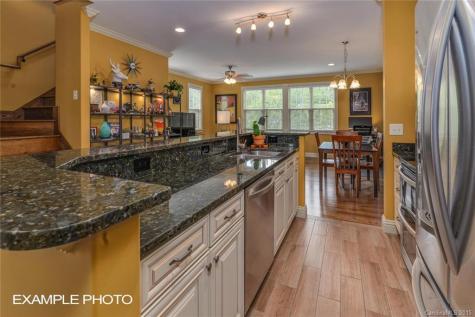 20 Central Avenue W Asheville NC 28806