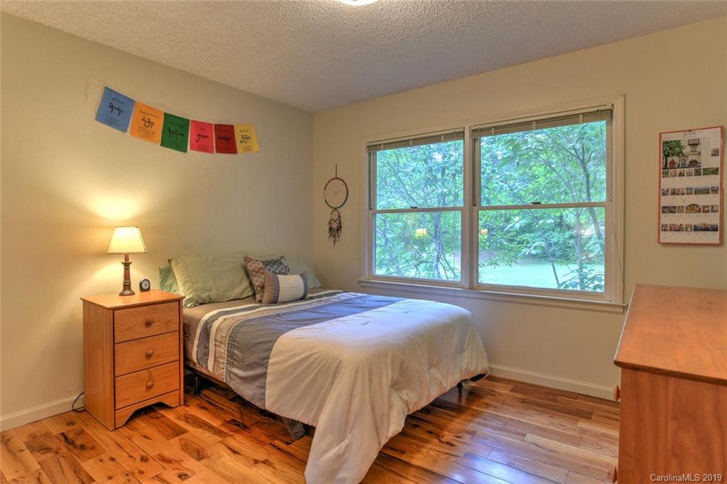 9 Wildwood Lane Weaverville NC 28787