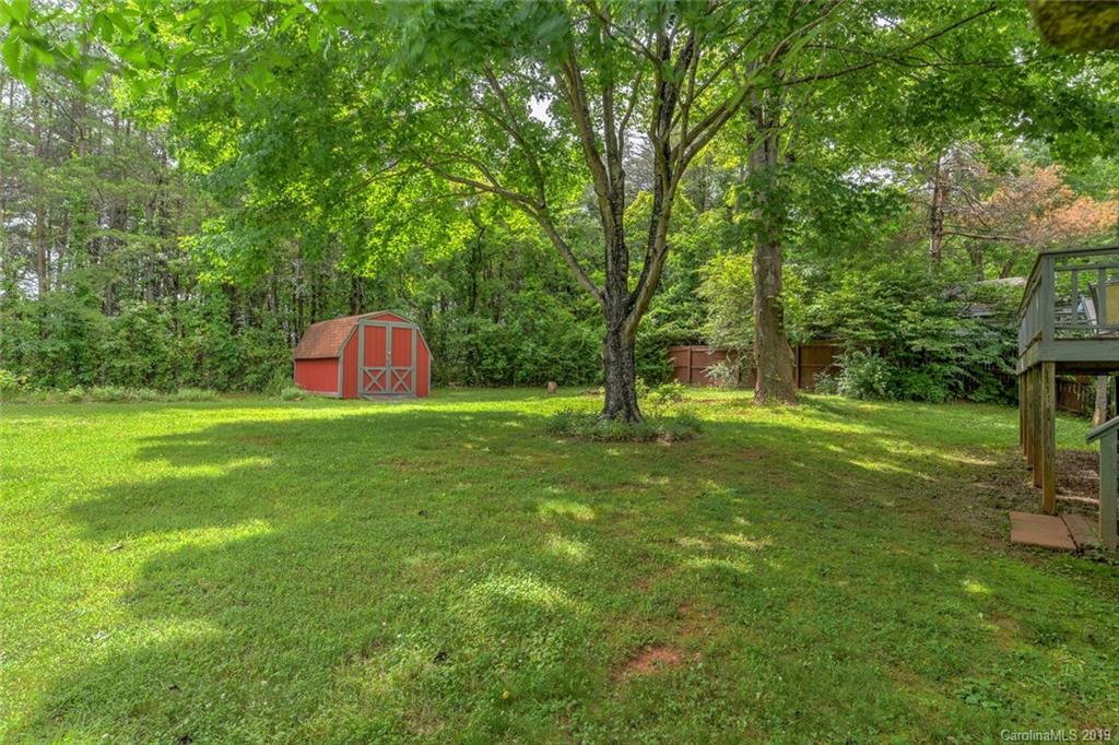 9 Wildwood Lane Weaverville NC 28787