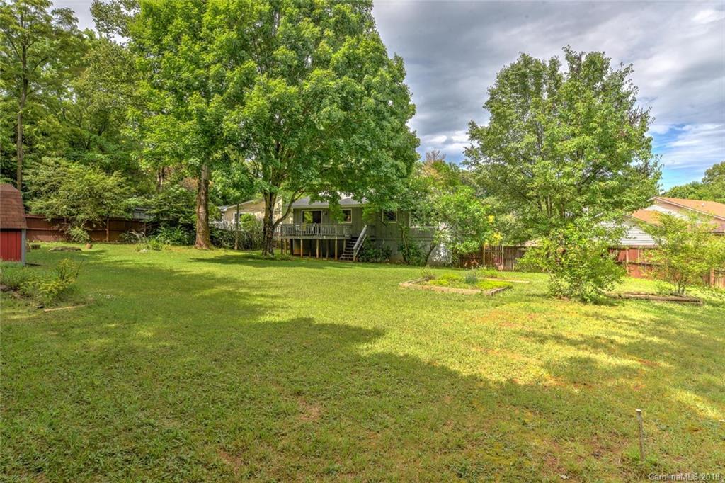 9 Wildwood Lane Weaverville NC 28787