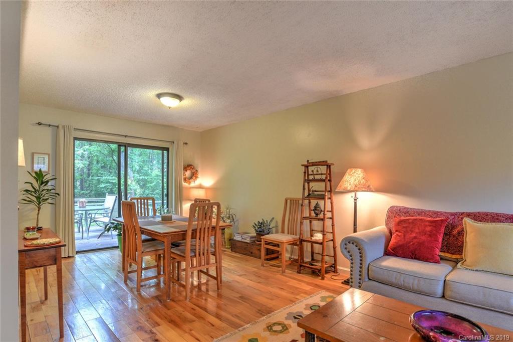 9 Wildwood Lane Weaverville NC 28787