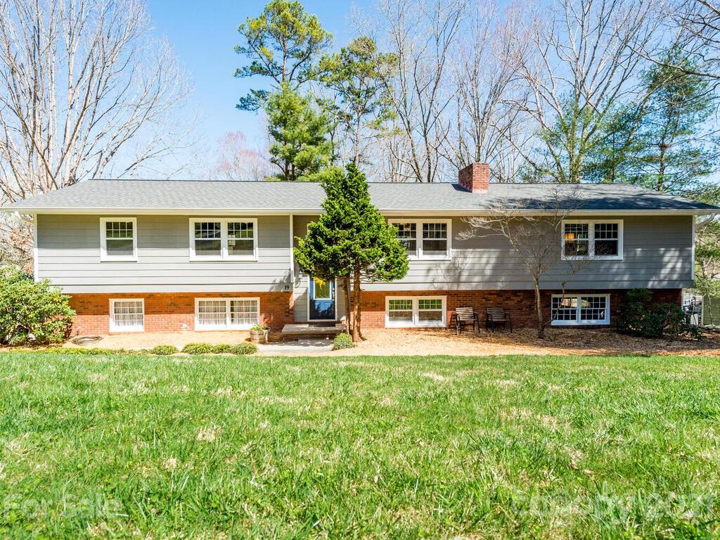 19 Auburndale Drive Asheville NC 28806
